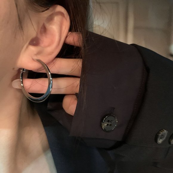 Women's Classic Design Fashion Sterling Silver Earrings, Versatile Retro Timeles - Picture 4 of 4